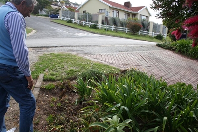 Two traumatised after Ridge Road attack